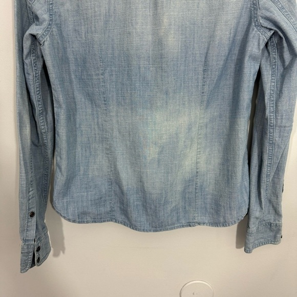 American Eagle Western Chambray Shirt Womens S Light Wash Blue Studded Boho VGUC - Picture 5 of 13